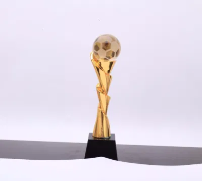 Ballon de football en cristal de récompense de trophée de résine de jeu de football de sport fait sur commande